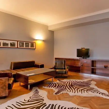 Hotel Monopol 5*