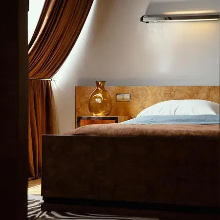 Monopol Hotel 5*