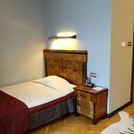 Monopol Hotel 5*