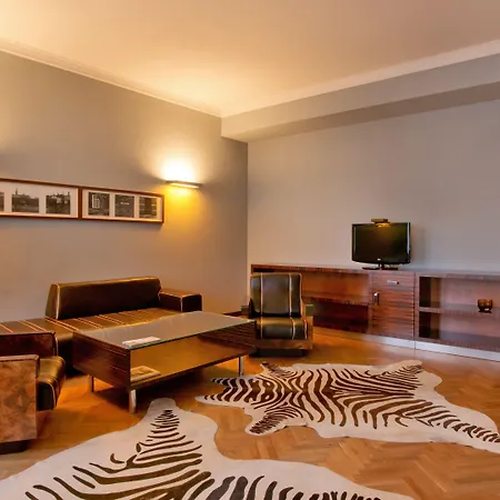 Hotel Monopol 5*