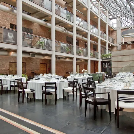 Monopol Hotel