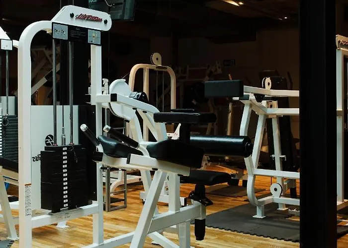 莫诺普尔卡托维兹酒店 酒店