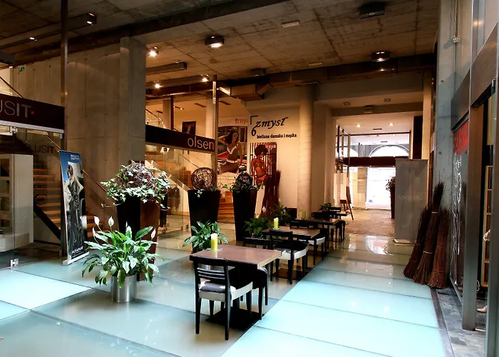 Monopol מלון קטוביץ